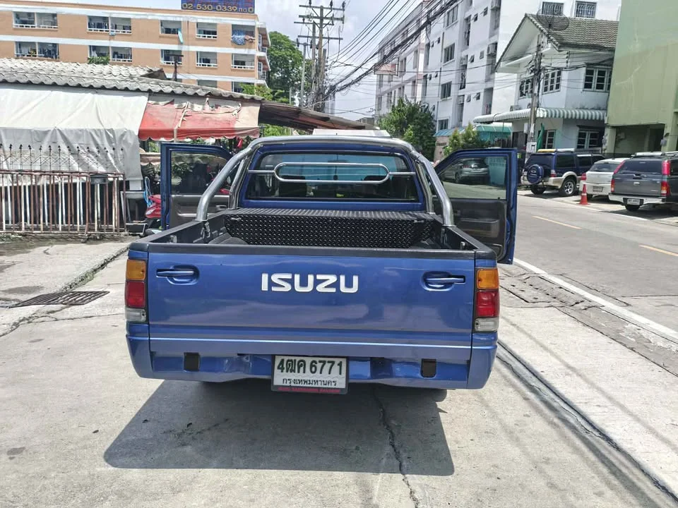 1990 Isuzu Faster Dragon Eyes III 2