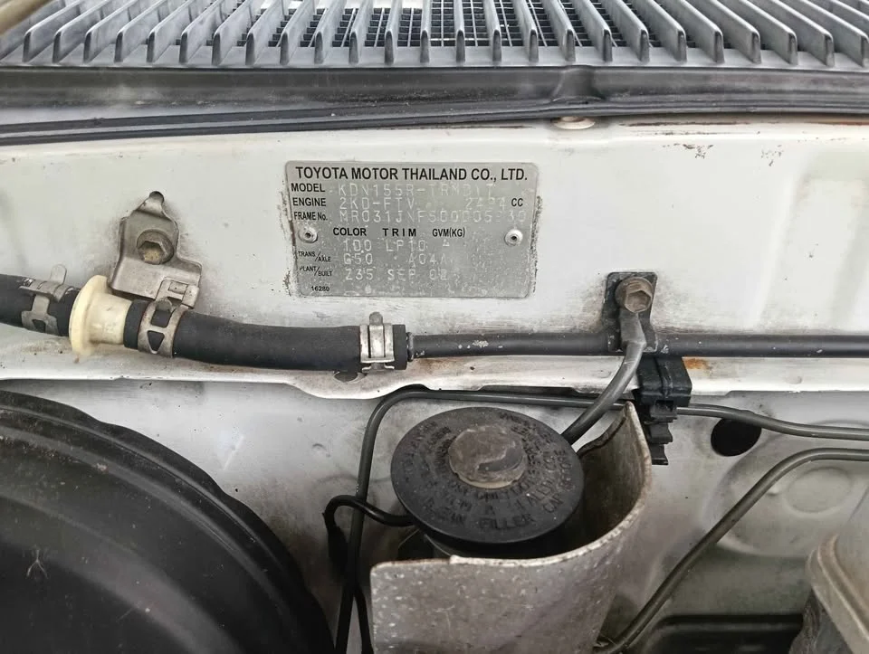2002 Toyota Hilux Tiger VI 3