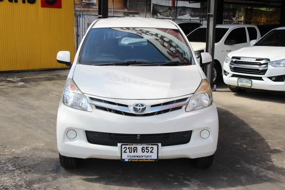 2014 Toyota Avanza II 3