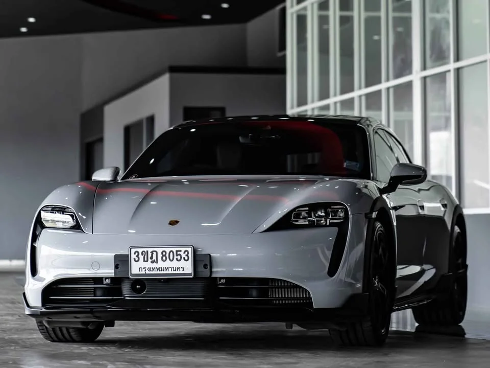 2022 Porsche Taycan 9J1 3