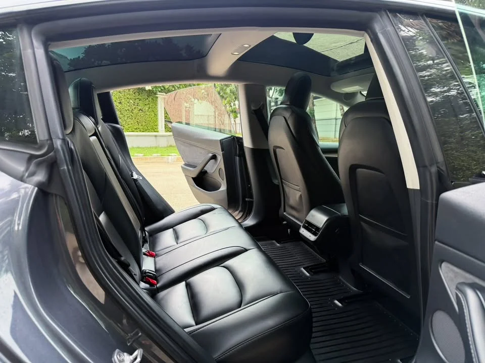 2023 Tesla Model 3 2