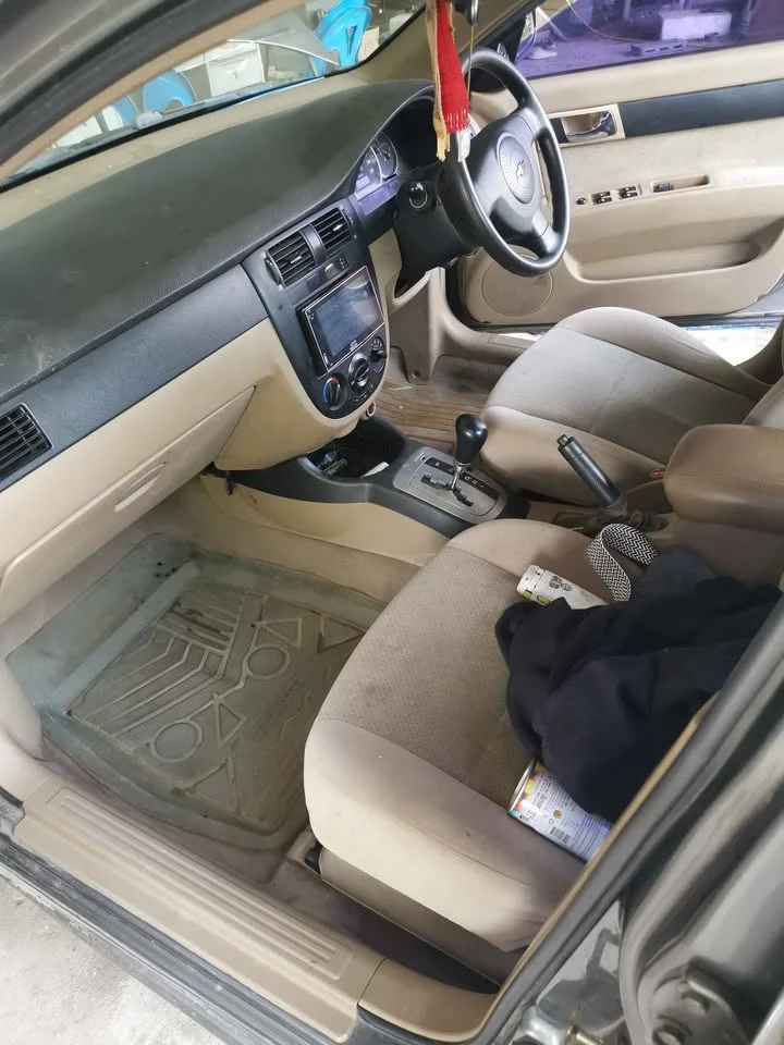 2005 Chevrolet Optra 3