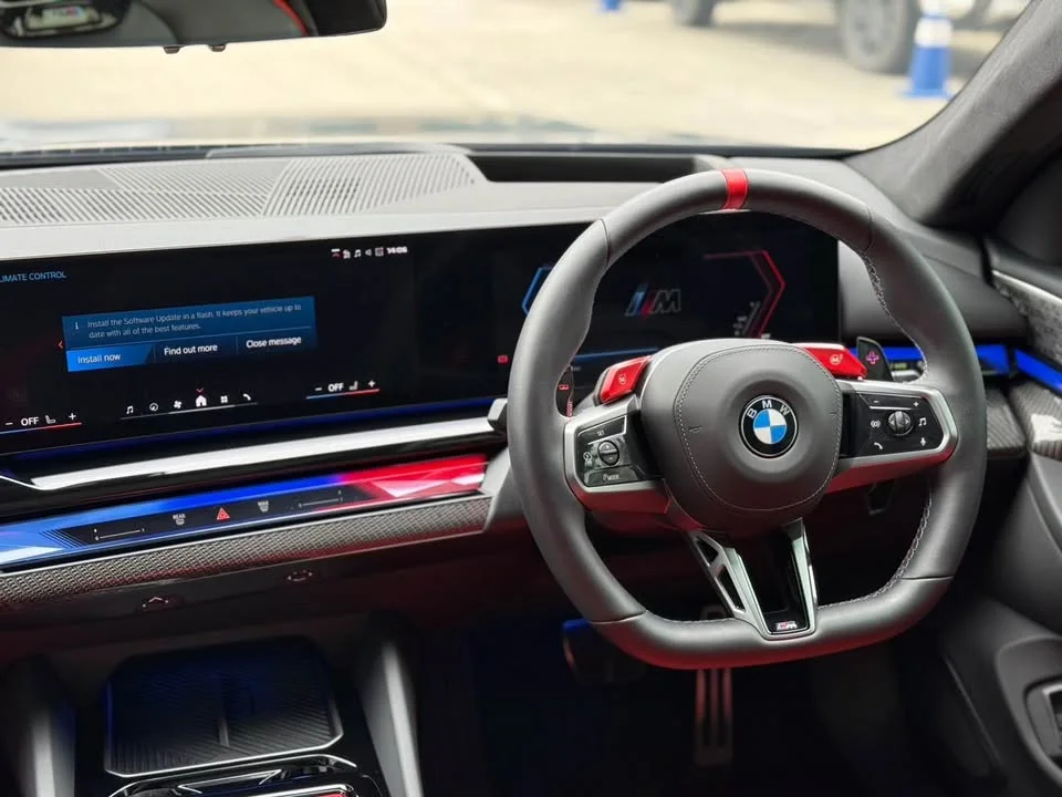2025 BMW 5er VIII 3
