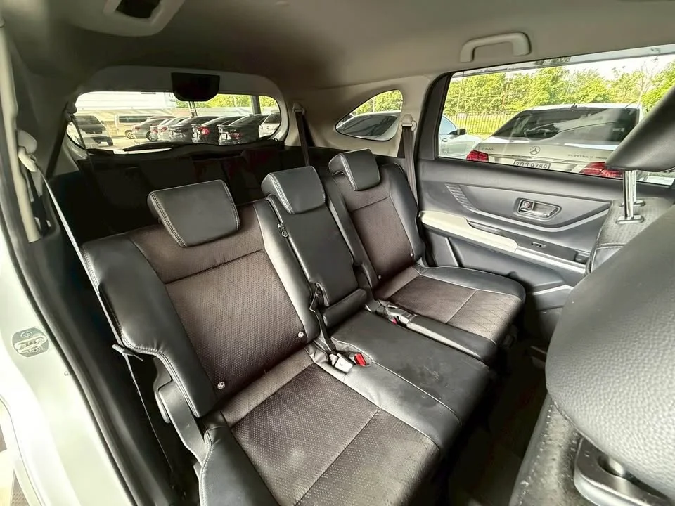 2023 Toyota Veloz III 3
