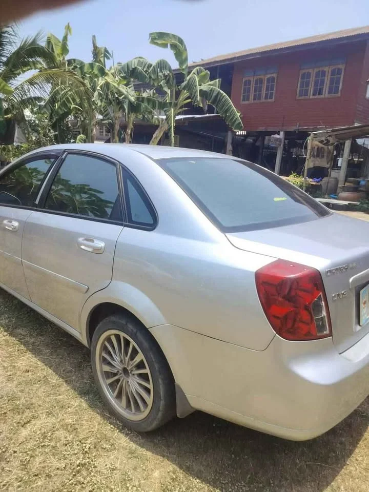 2009 Chevrolet Optra 3