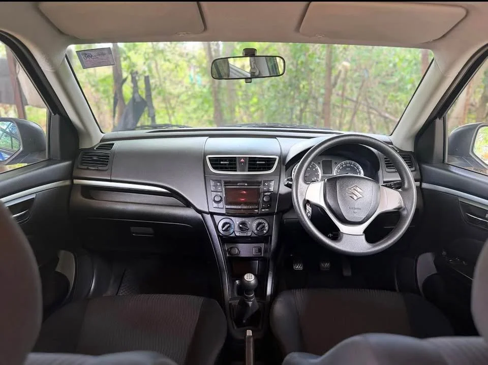 2013 Suzuki Swift II 2