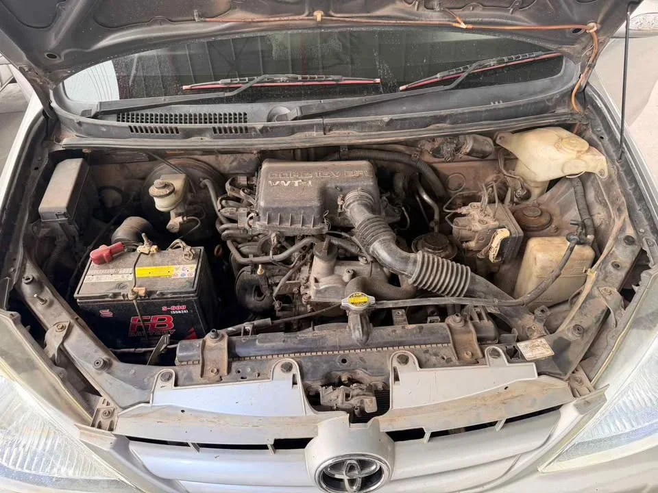 2004 Toyota Avanza I 3