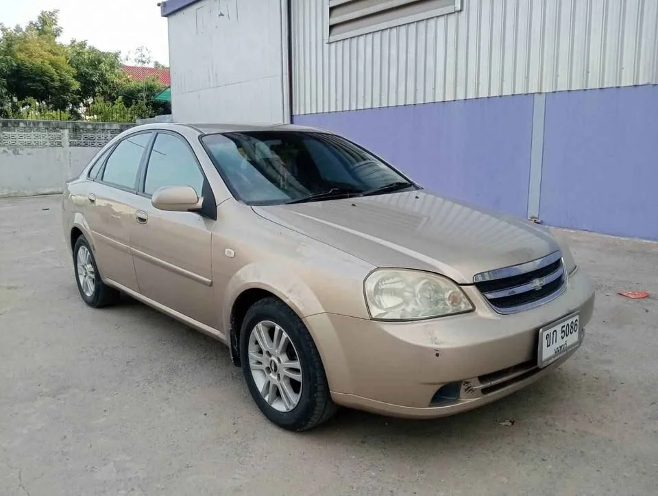 2005 Chevrolet Optra 3