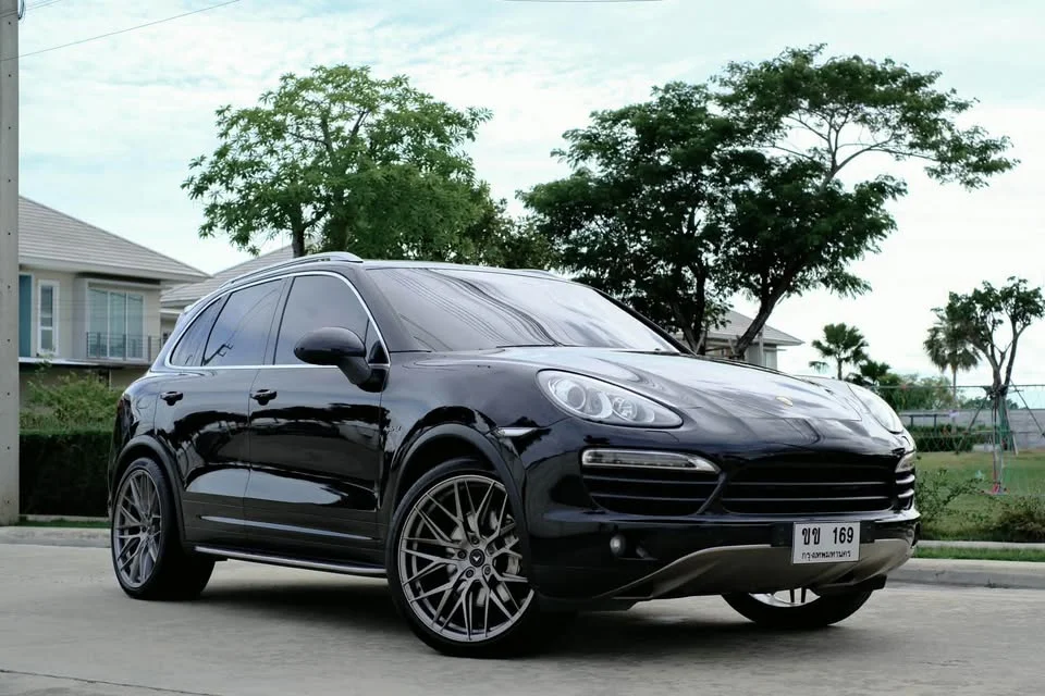 2011 Porsche Cayenne II 3