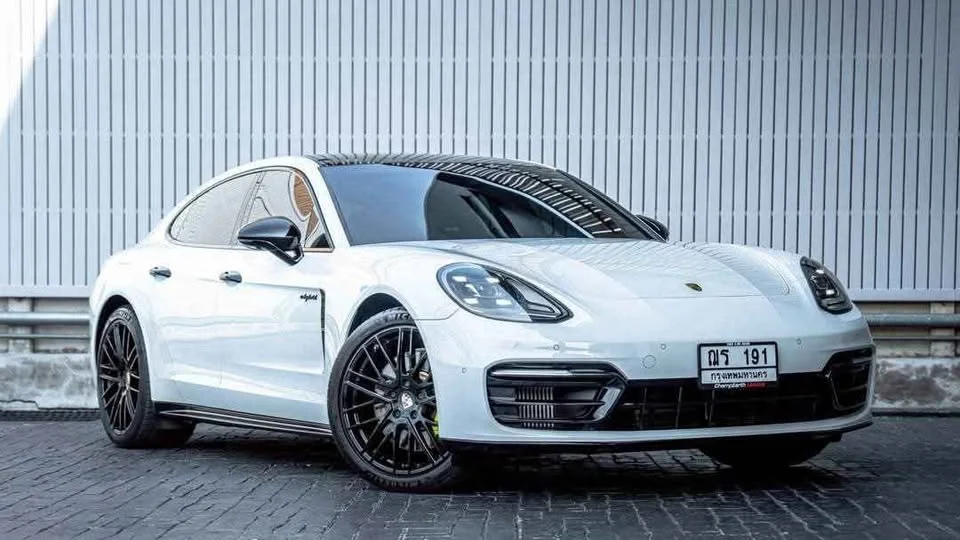 2021 Porsche Panamera II 3