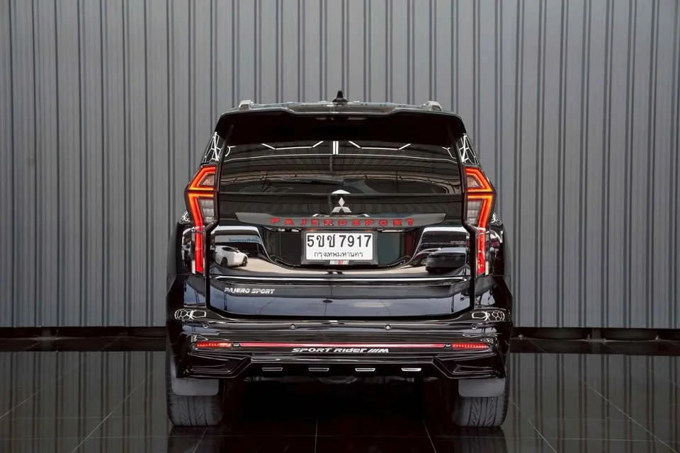 2023 Mitsubishi Pajero Sport III 2