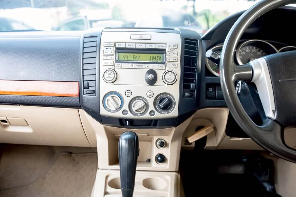 2008 Ford Everest I 3
