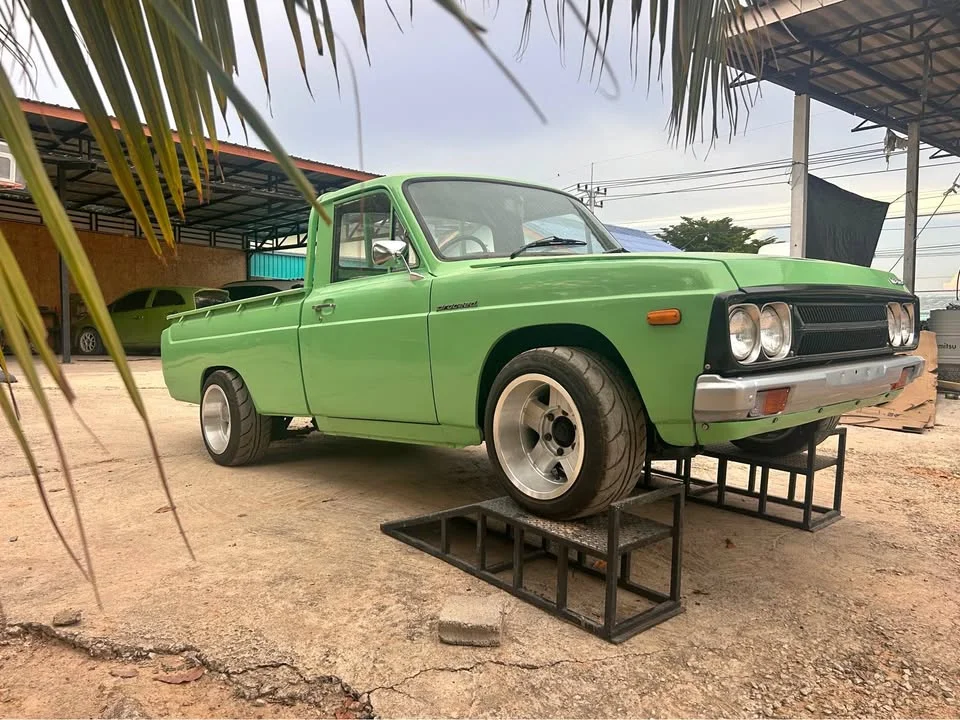 1990 Isuzu Faster Dragon Eyes I 2