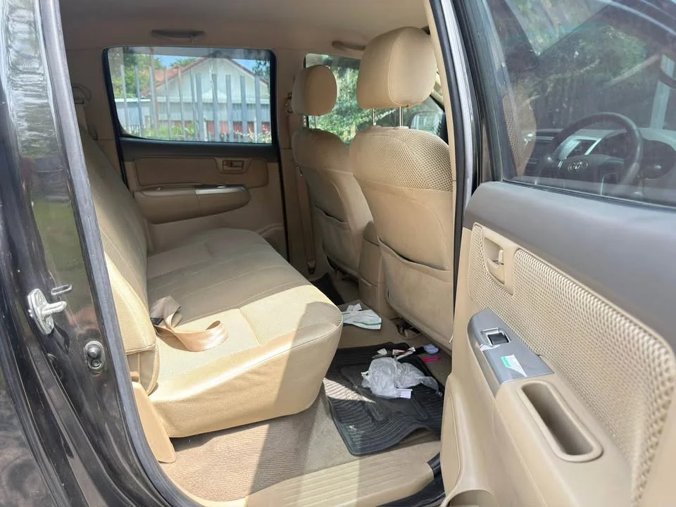 2012 Toyota Hilux VII 2