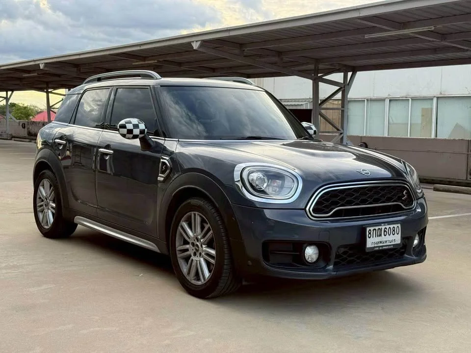 2018 Mini Hatch  III 2