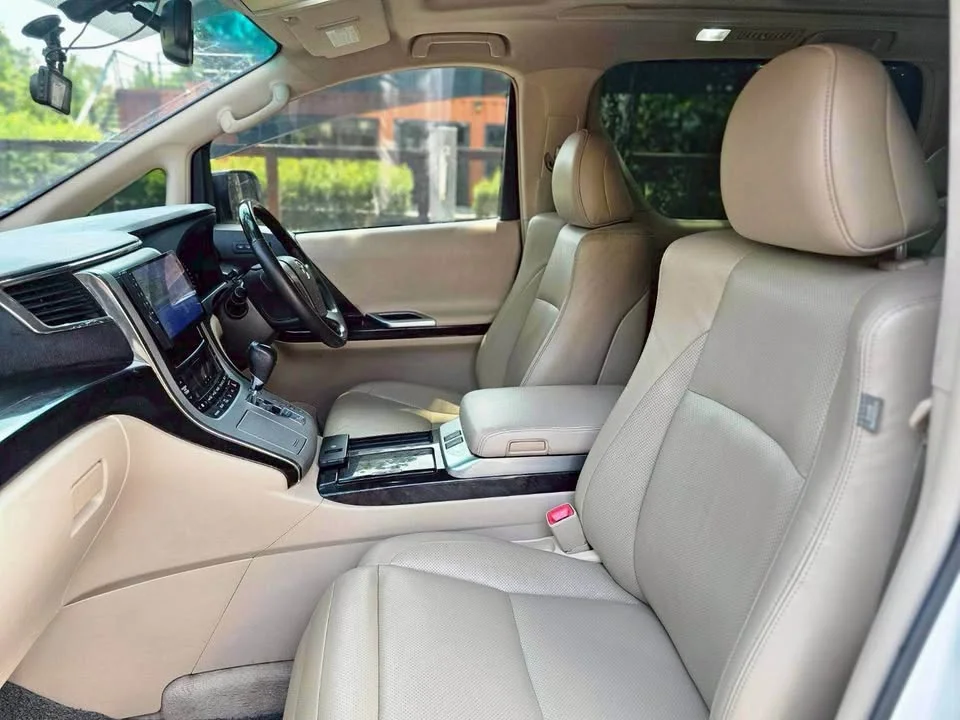 2012 Toyota Alphard, Vellfire II (AH20) 3