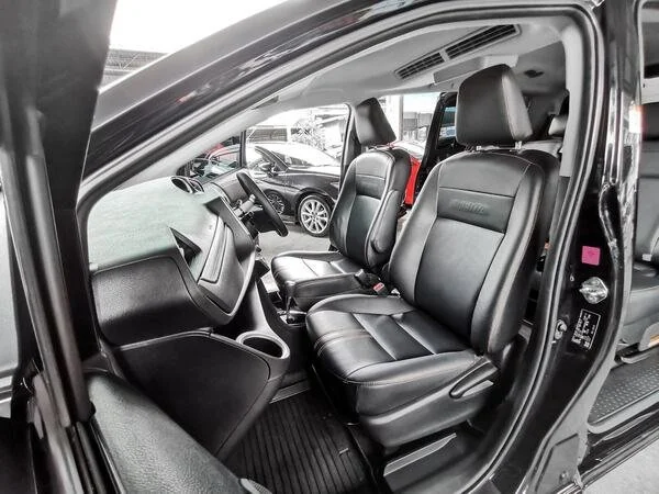 2020 Toyota Sienta II 2