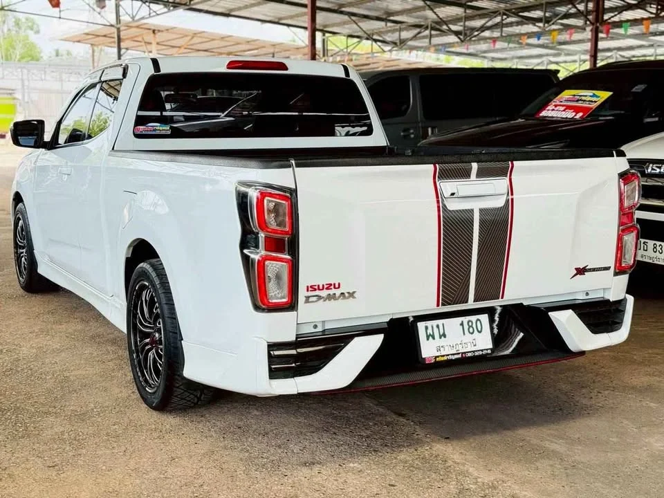 2021 Isuzu D-Max III (RG) 3