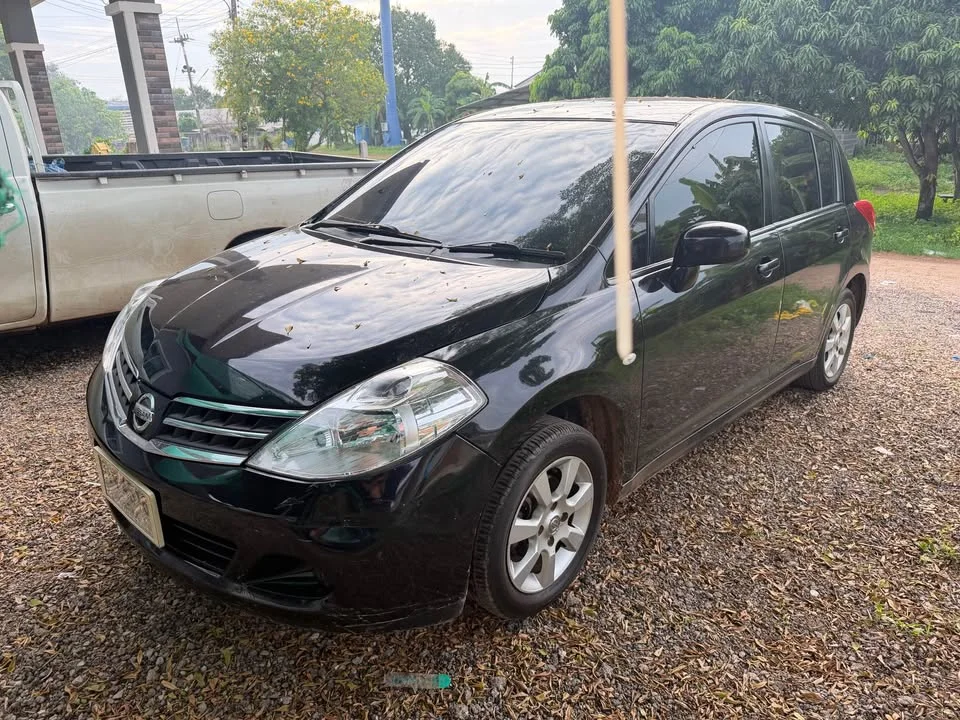 2011 Nissan Tiida I (C11) 3