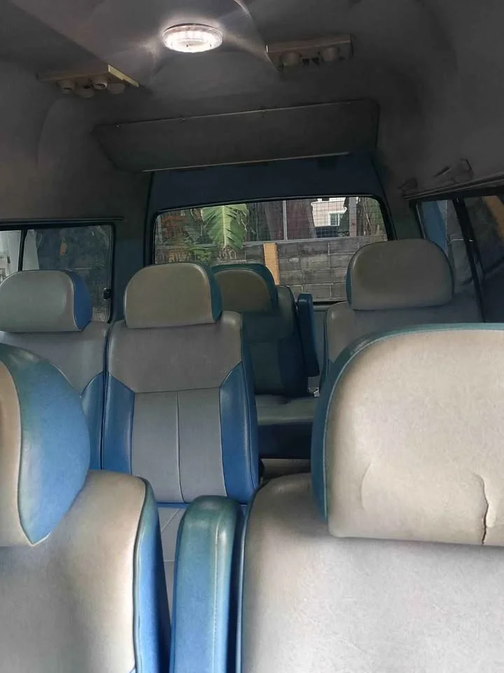 2003 Toyota Commuter IV (H100) 2