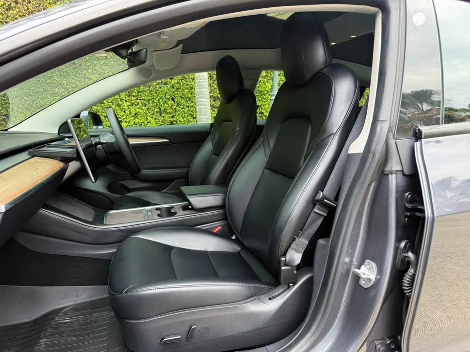2023 Tesla Model 3 2