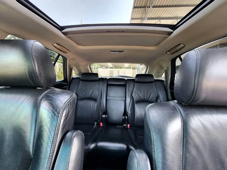 2005 Toyota Harrier II 2