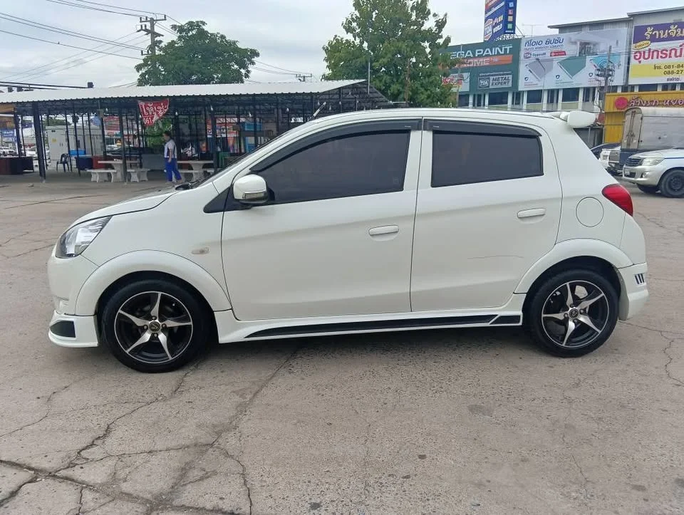 2012 Mitsubishi Mirage VI 2