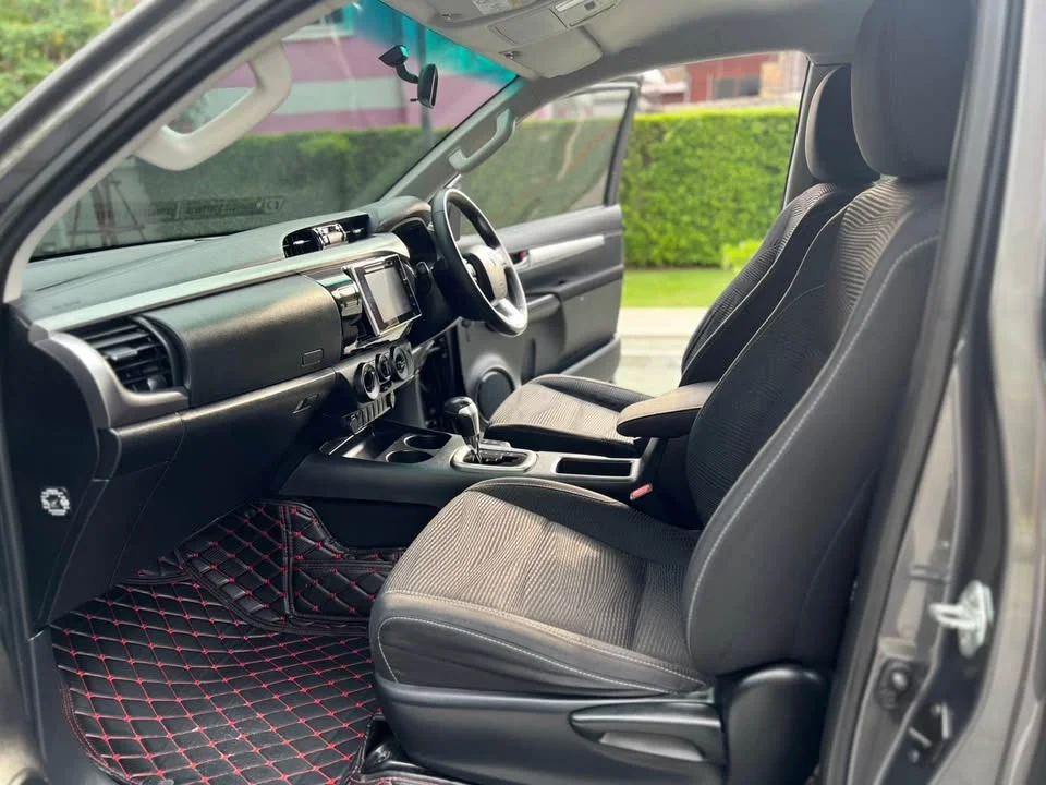 2018 Toyota Hilux VIII 3