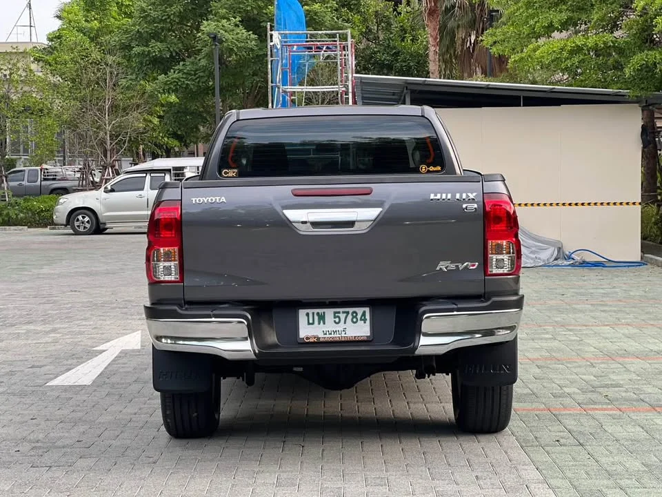 2018 Toyota Hilux VIII 2