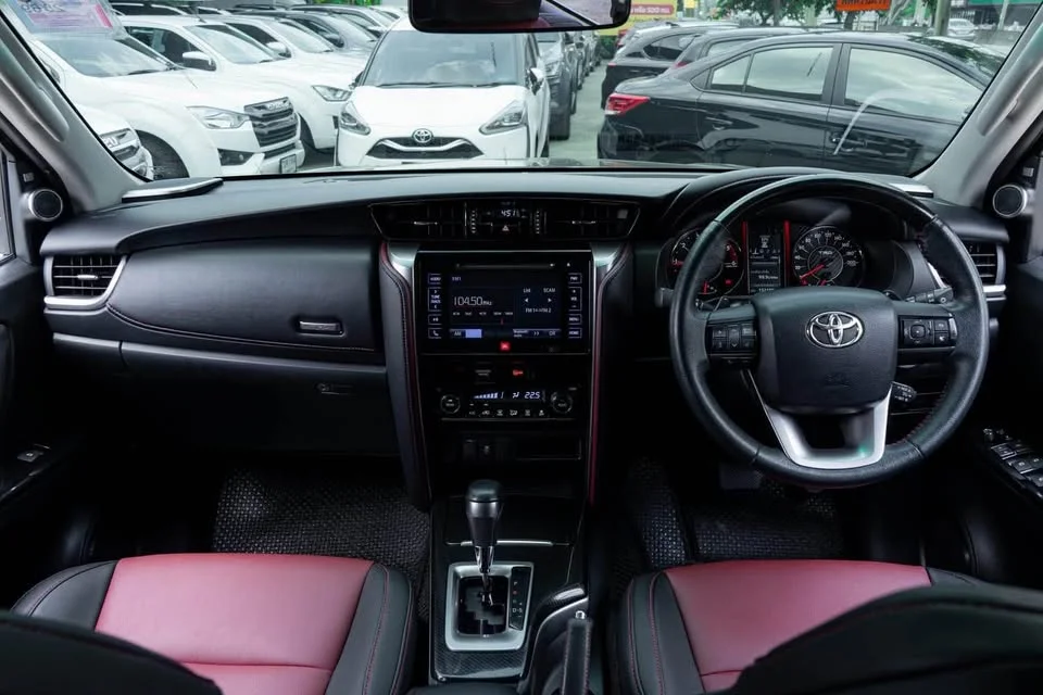 2016 Toyota Fortuner II 2