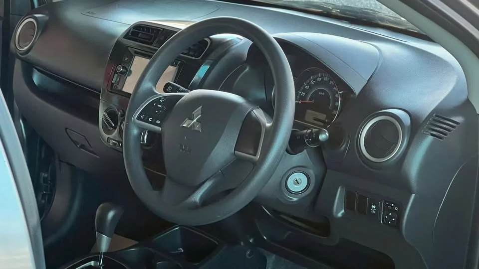 2019 Mitsubishi Mirage VI 3