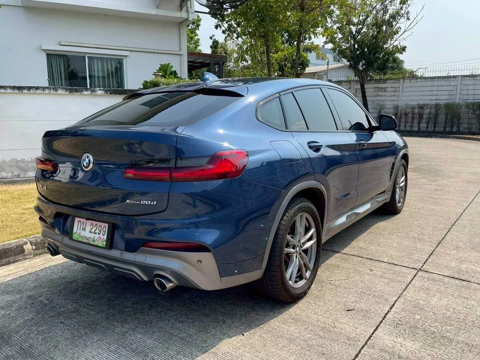 2022 BMW X4 G02 3
