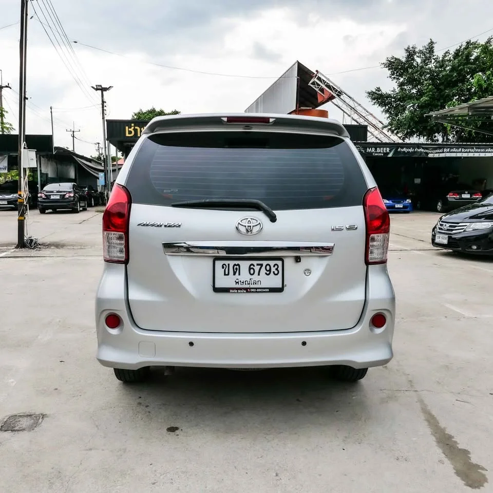2012 Toyota Avanza II 2