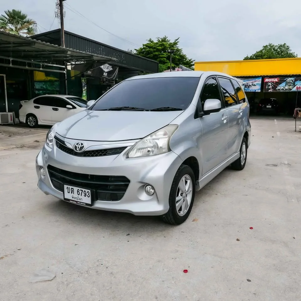 2012 Toyota Avanza II 3
