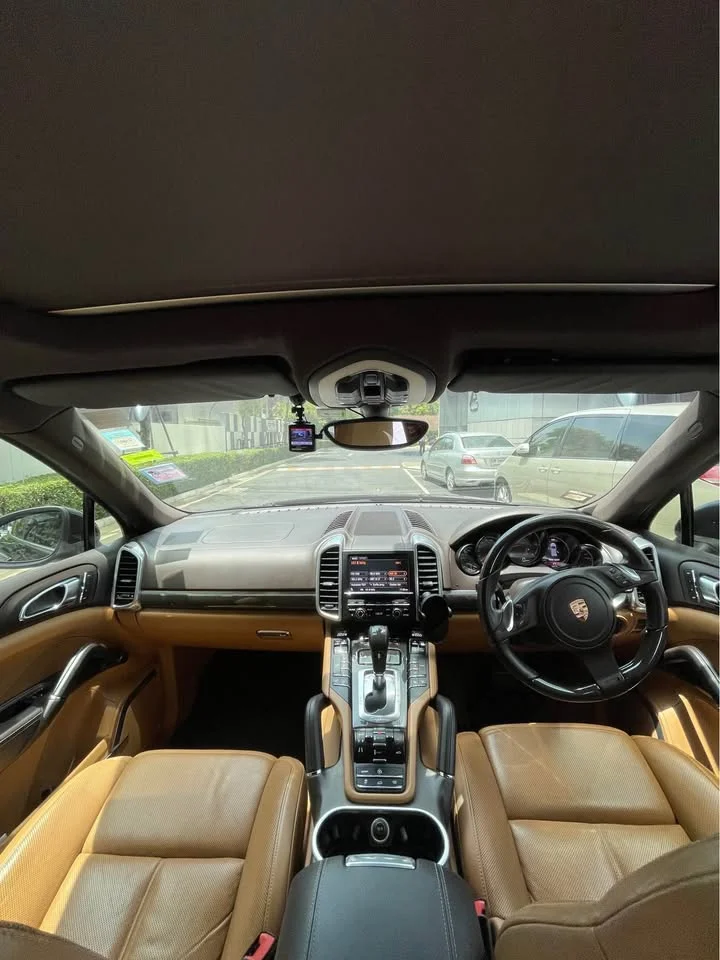 2011 Porsche Cayenne II 3