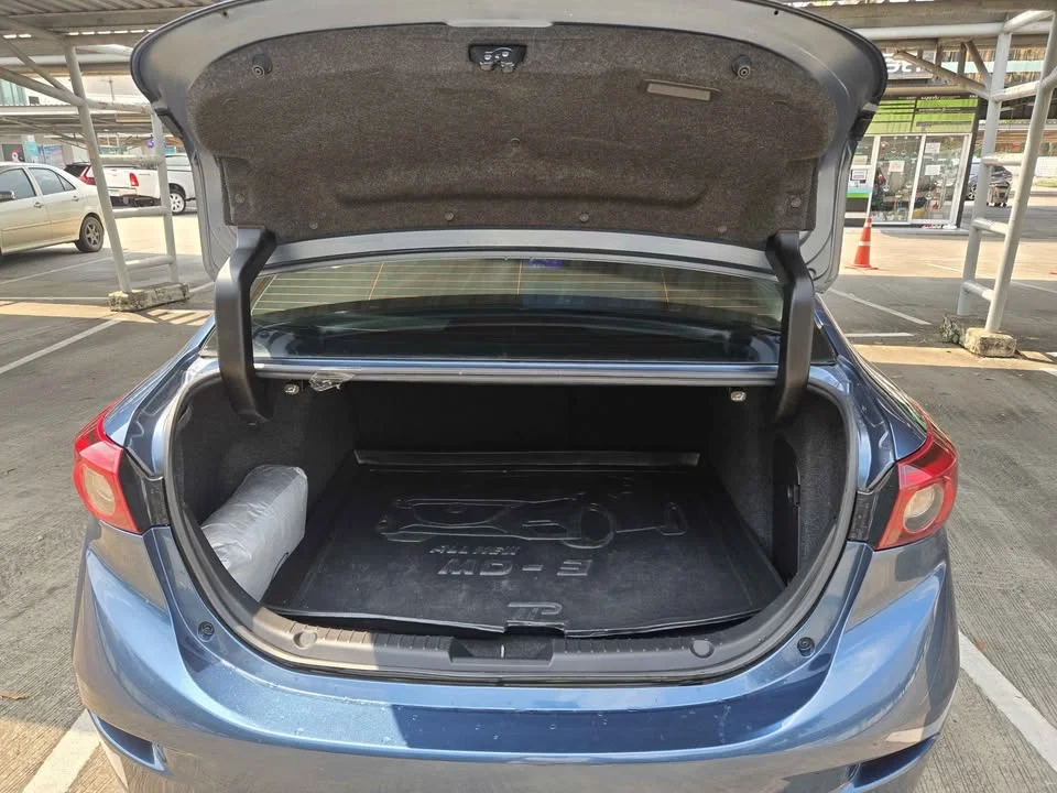 2019 Mazda 3 III 2