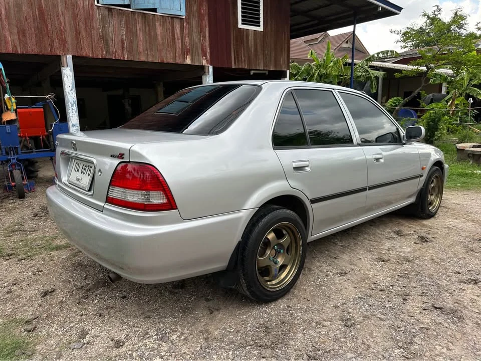 2000 Honda City III 2