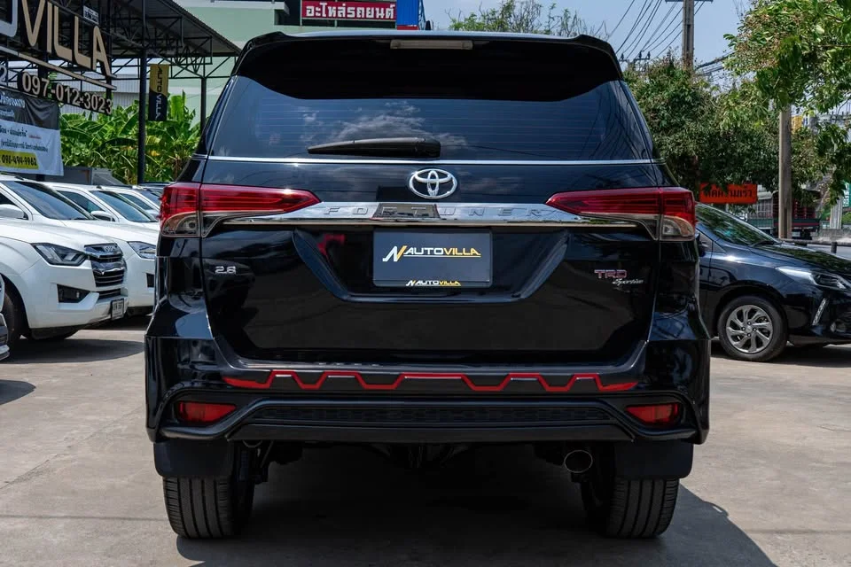 2016 Toyota Fortuner II 2