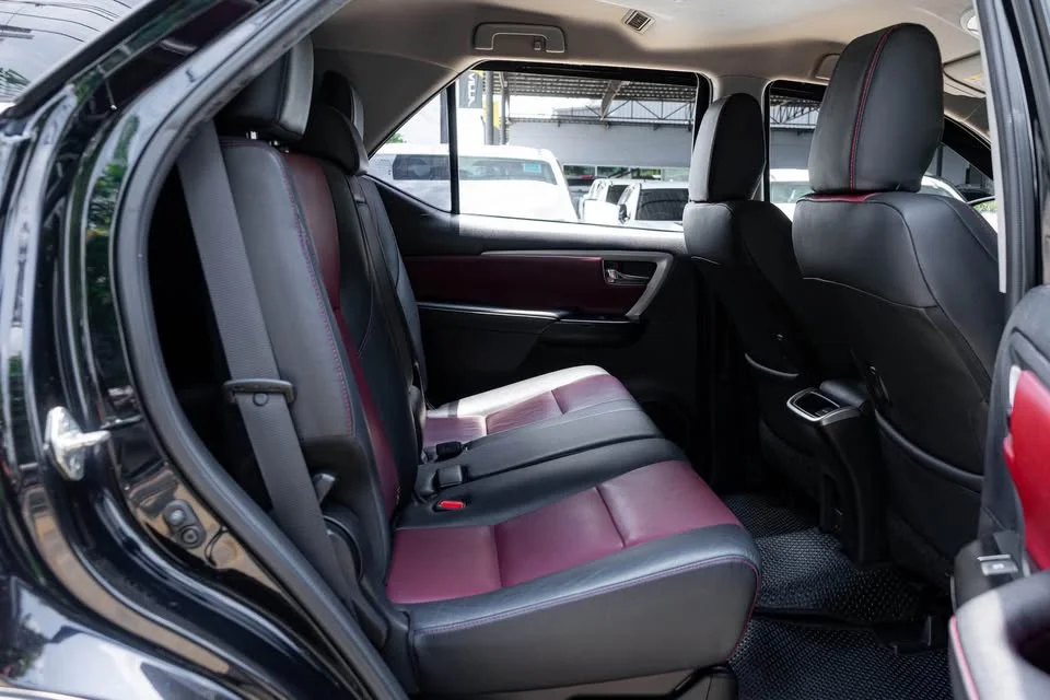 2016 Toyota Fortuner II 2