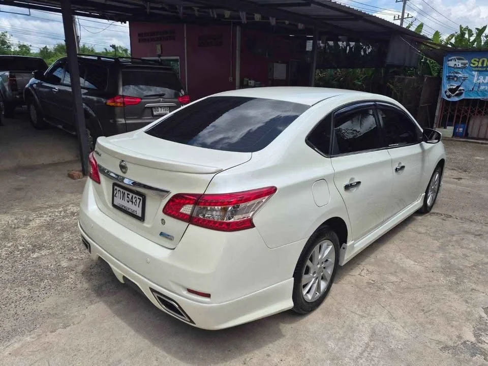 2013 Nissan Sylphy III (B17) 3