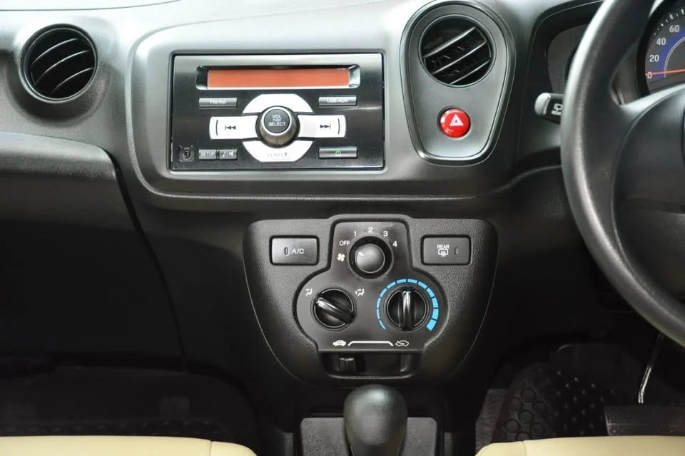 2016 Honda Mobilio II 3