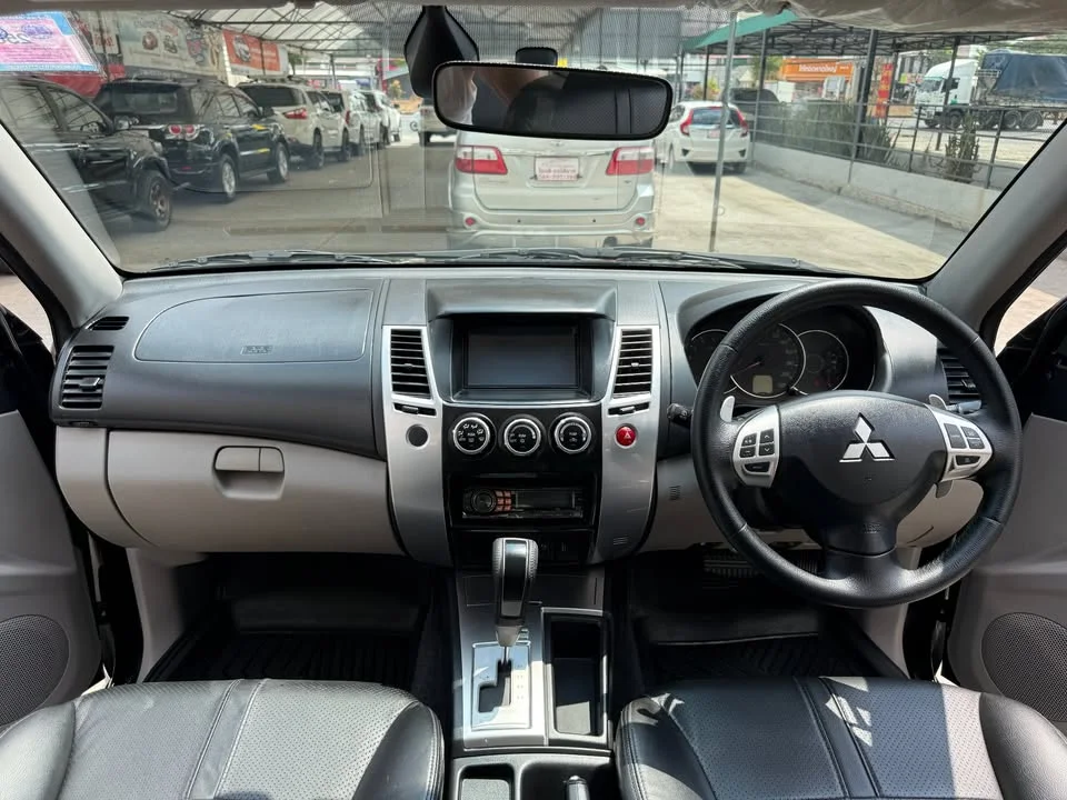 2013 Mitsubishi Pajero Sport II 3