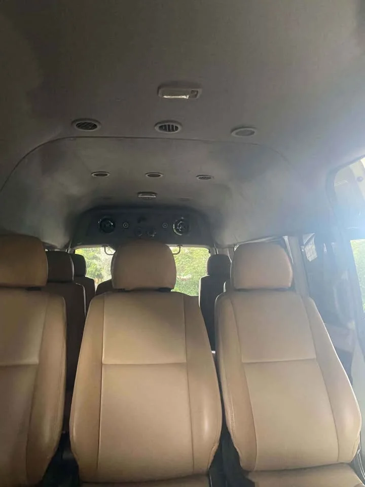 2005 Toyota Commuter V (H200) 3