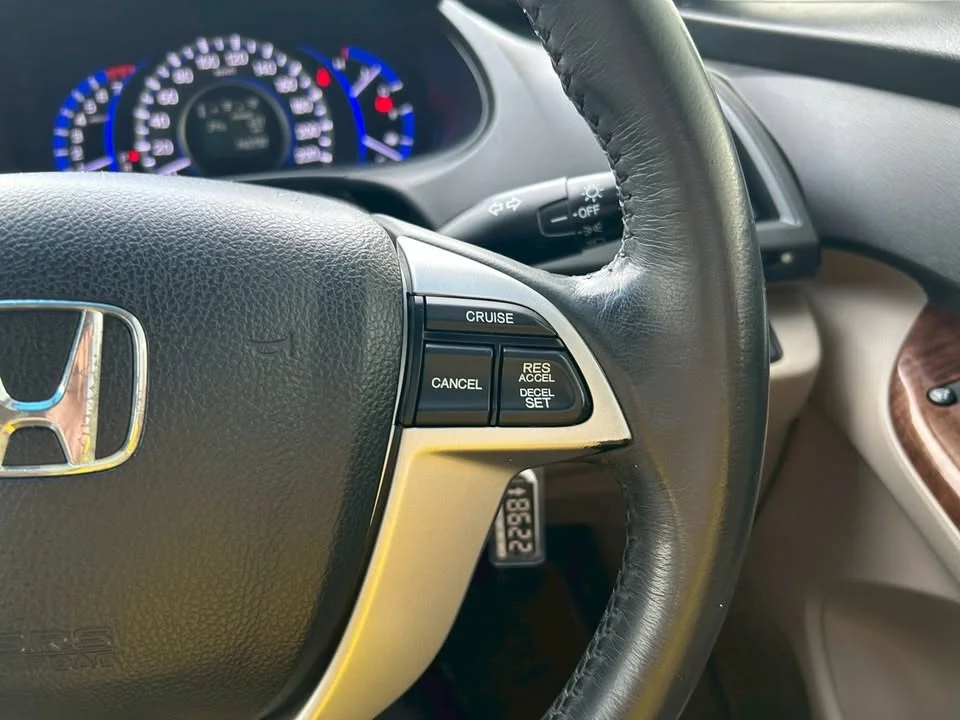 2015 Honda Odyssey IV 2