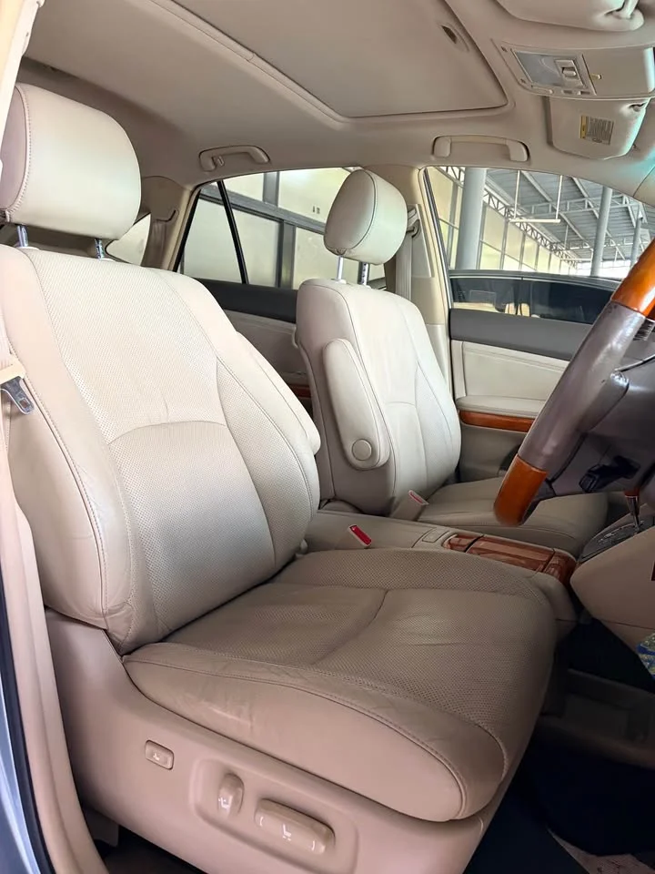 2004 Lexus RX II 2