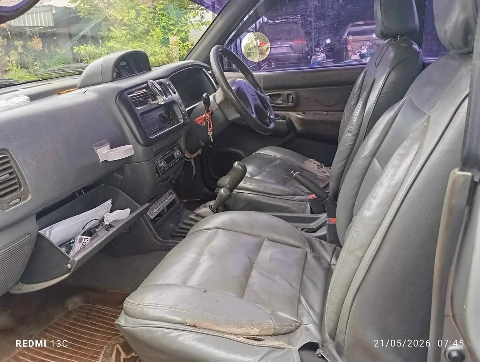 2000 Mitsubishi Strada III 2