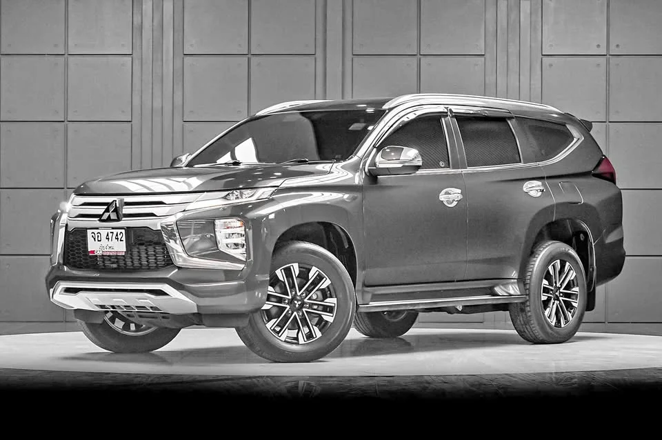 2020 Mitsubishi Pajero Sport III 3