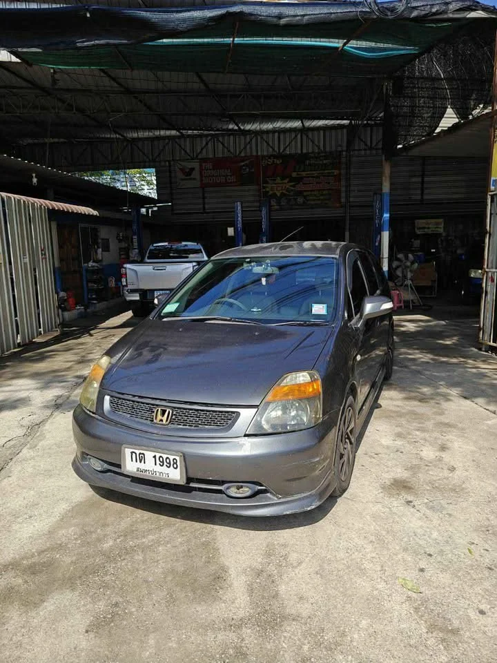 2003 Honda Stream I 3