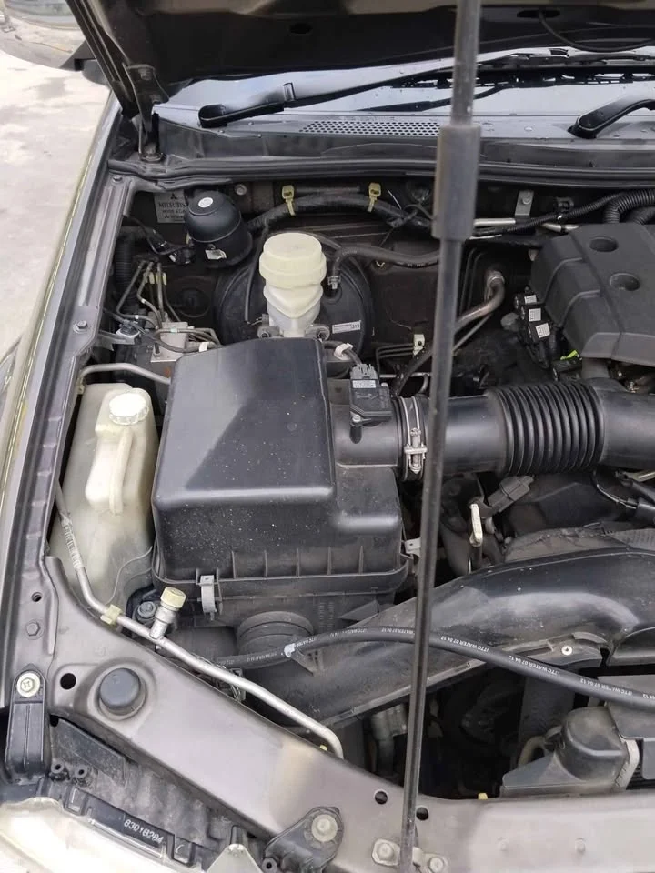 2012 Mitsubishi Pajero Sport II 2