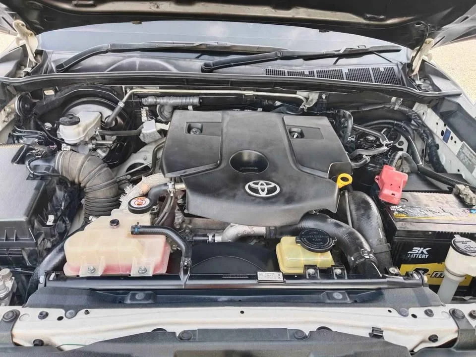 2019 Toyota Hilux VIII 3